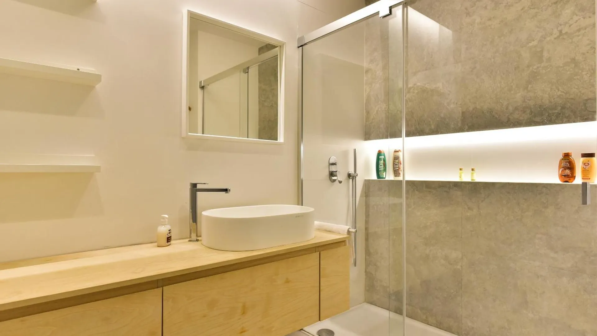 Oasi Piceni - Apartment With Private Terrace Rome